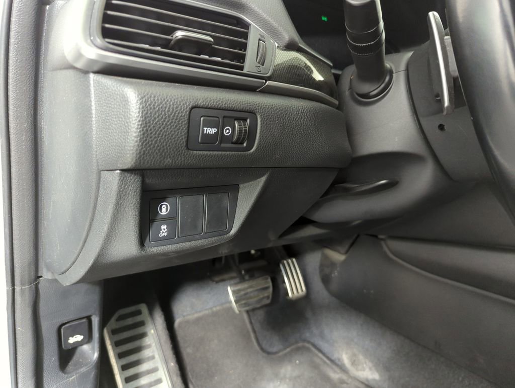 Certified 2022 Honda Accord Sport image 27