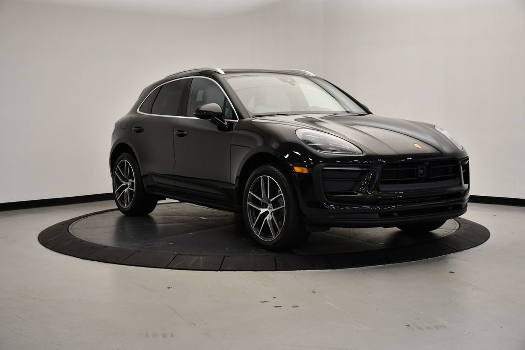 Certified 2026 Porsche Macan Turbo AWD/4WD image 9