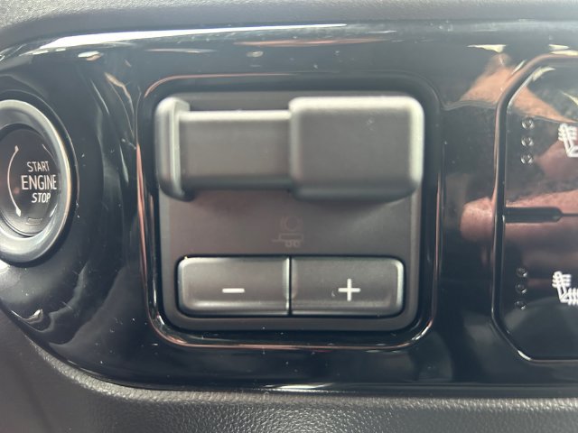 Used 2024 Chevrolet Silverado 1500 LT Trail Boss w/ Convenience Package II AWD/4WD image 29