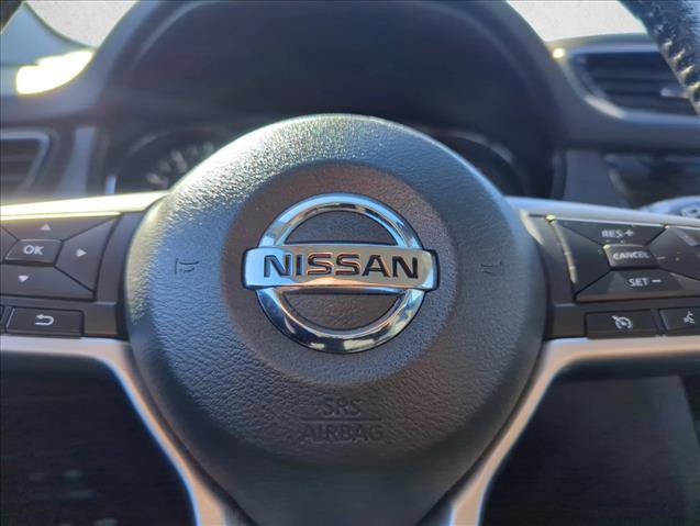 Used 2021 Nissan Rogue Sport SV image 23