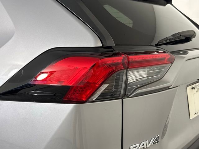Used 2023 Toyota RAV4 XLE w/ Convenience Package FWD image 11