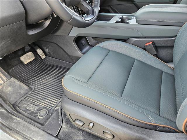 New 2026 GMC Acadia AT4 w/ Super Cruise Package image 4