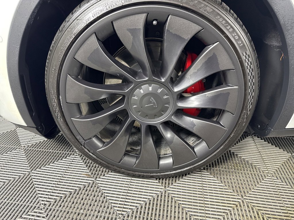Used 2022 Tesla Model Y Performance image 10