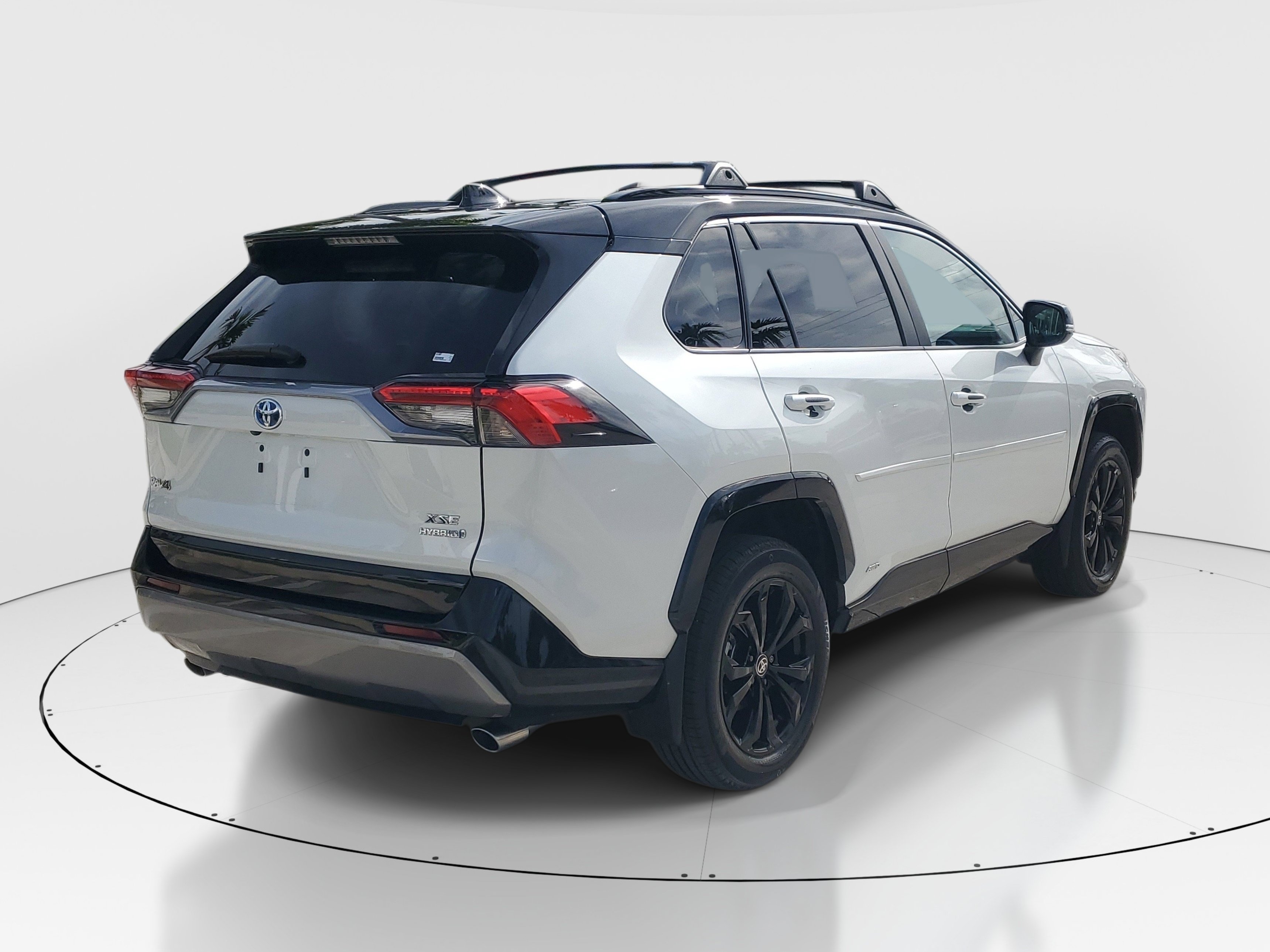 Certified 2024 Toyota RAV4 XSE w/ Weather Package AWD/4WD image 3