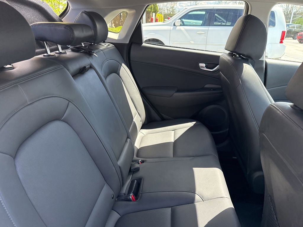 Used 2023 Hyundai Kona Limited w/ Cargo Package AWD/4WD image 29