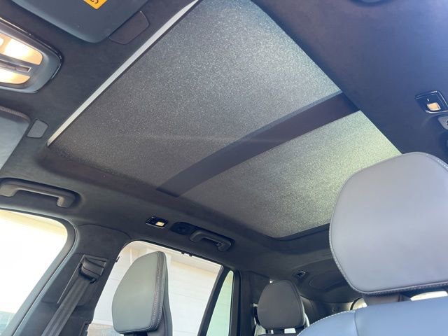 Certified 2025 Volvo XC90 B6 Ultra w/ Lounge Package image 28