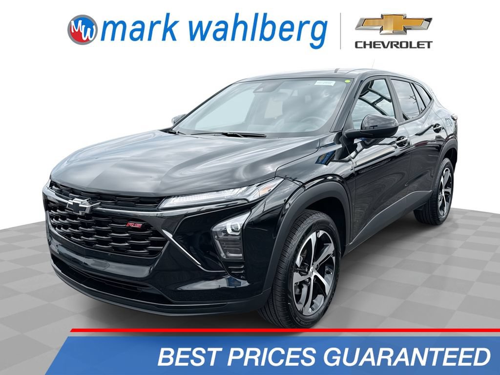 Used 2024 Chevrolet Trax RS w/ Driver Confidence Package FWD image 1