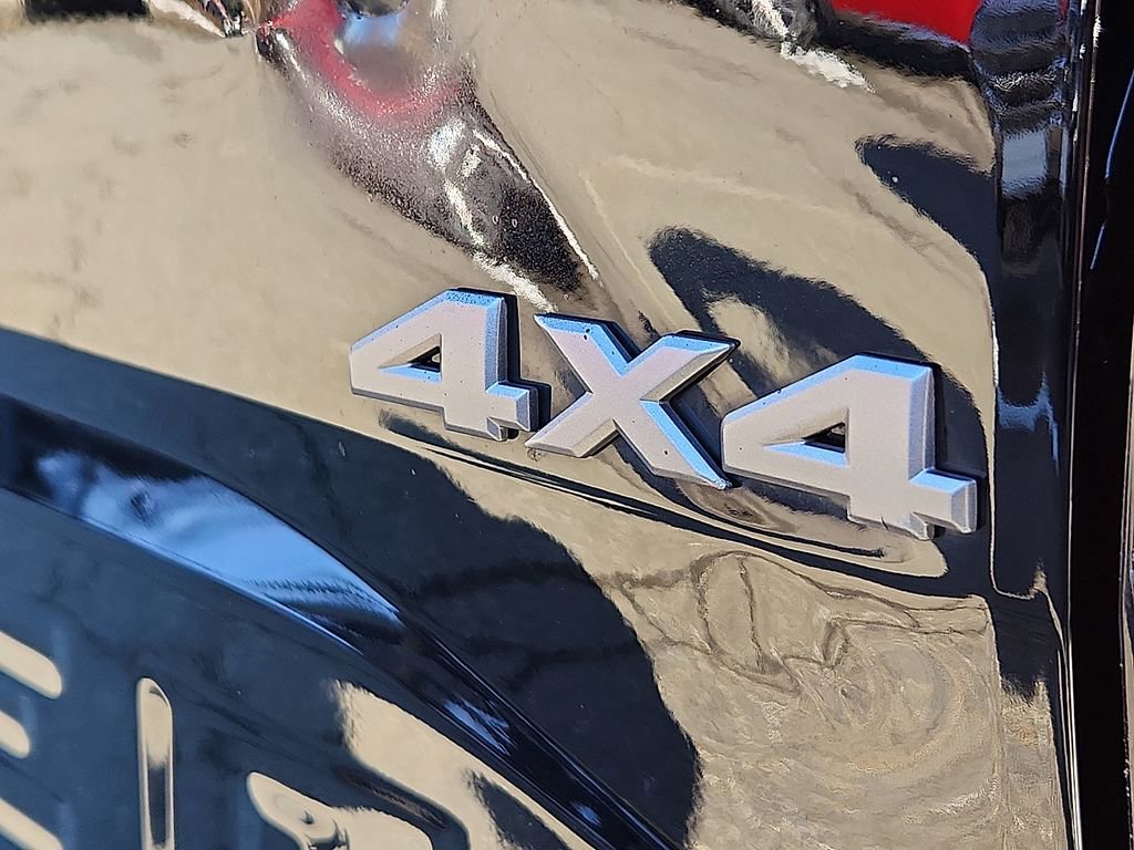 Certified 2025 Nissan Frontier SV image 30