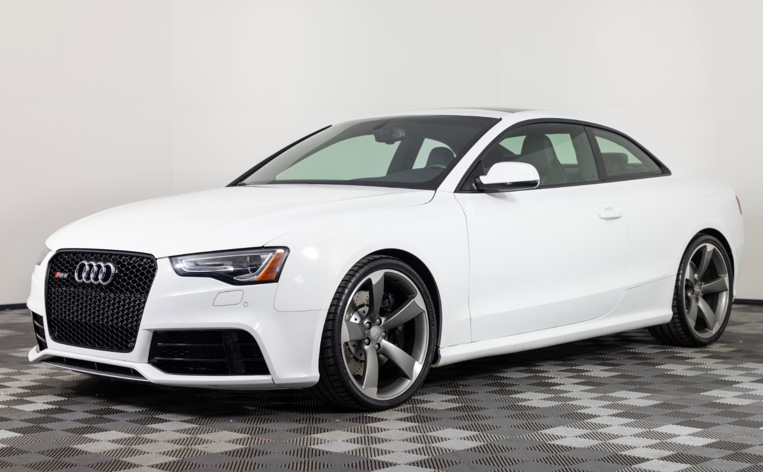 Used 2013 Audi RS 5 Coupe image 1