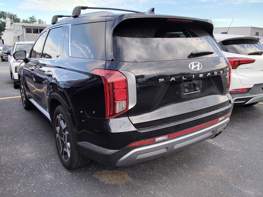 Used 2024 Hyundai Palisade SEL w/ Premium Package AWD/4WD image 7