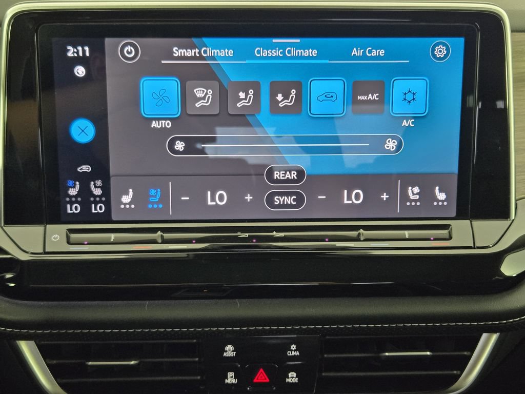 Used 2024 Volkswagen Atlas SEL Premium R-Line AWD/4WD image 19