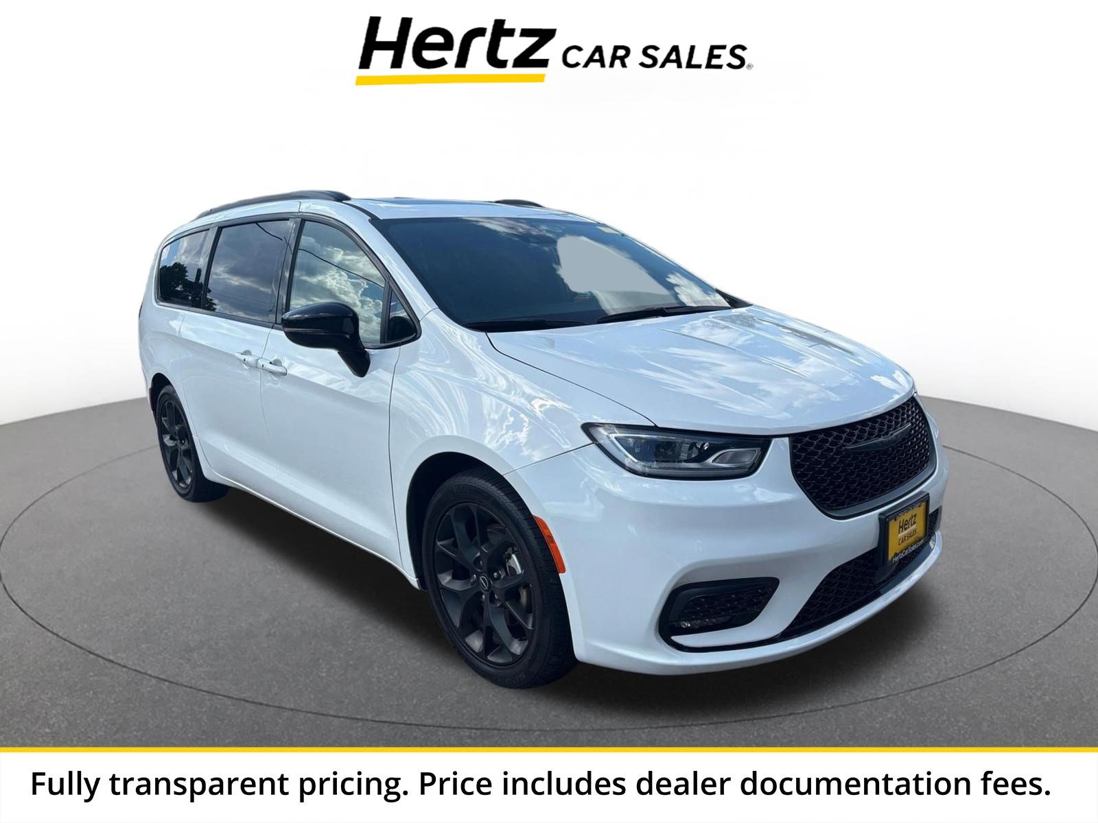 Used 2025 Chrysler Pacifica Limited FWD image 1