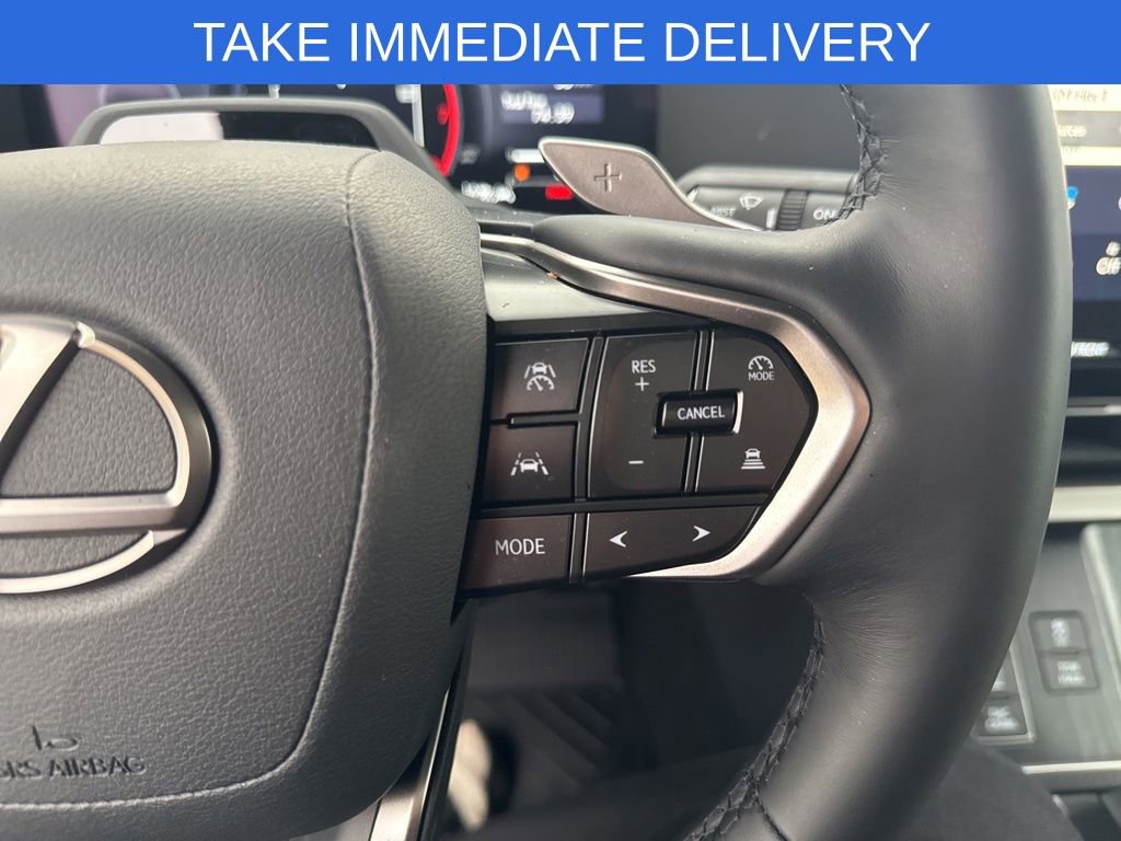Used 2025 Lexus GX 550 image 9