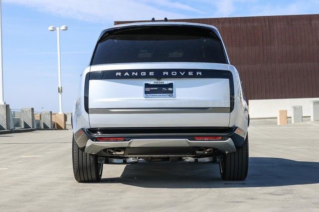 New 2025 Land Rover Range Rover SE image 5