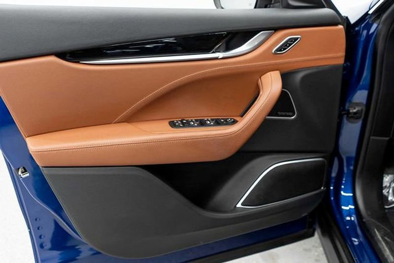 Used 2022 Maserati Levante GT image 13