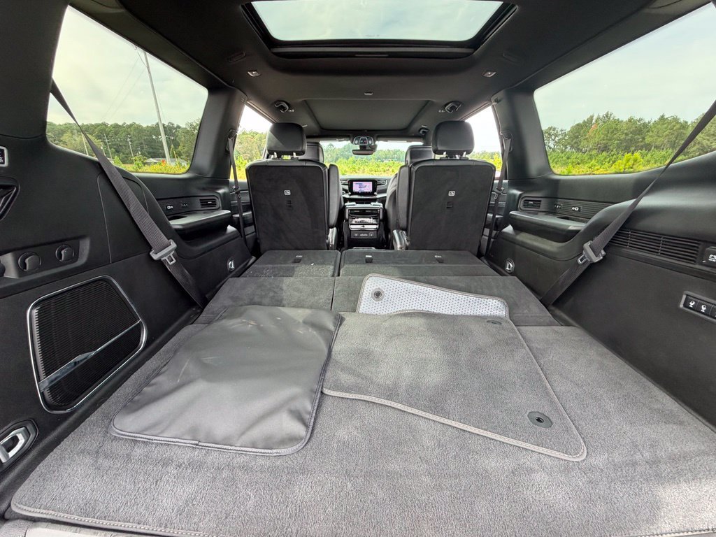 Used 2024 Jeep Wagoneer Series II AWD/4WD image 39
