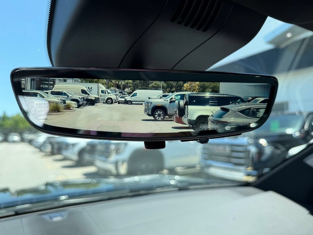 Used 2026 GMC Sierra EV Denali AWD/4WD image 19