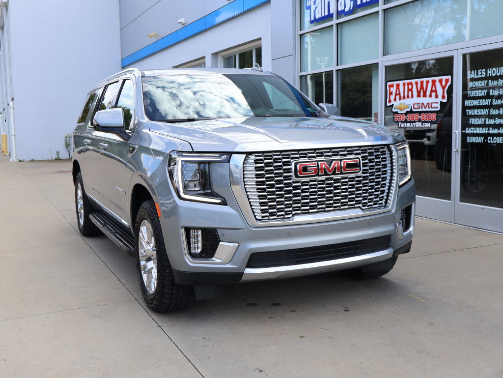 Certified 2024 GMC Yukon XL Denali AWD/4WD image 2