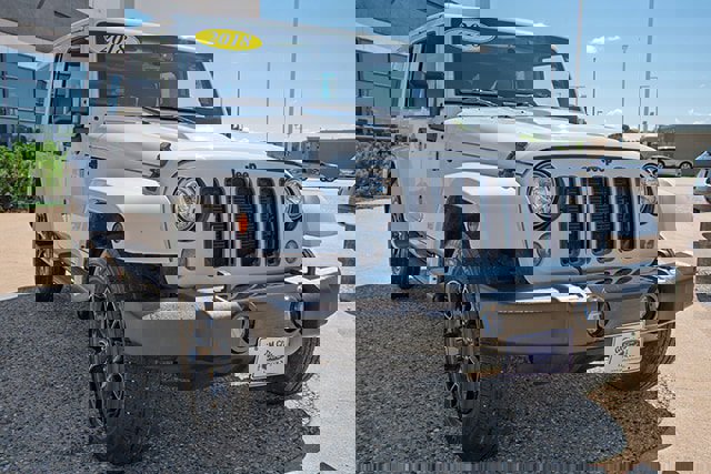 Used 2018 Jeep Wrangler Unlimited Altitude image 7