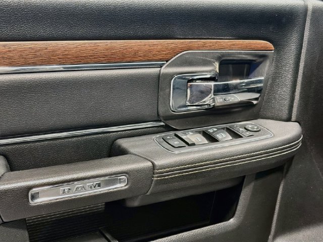 Used 2018 RAM 3500 Laramie AWD/4WD image 15