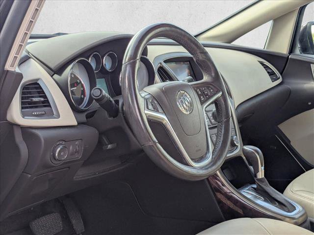 Used 2013 Buick Verano Leather image 2