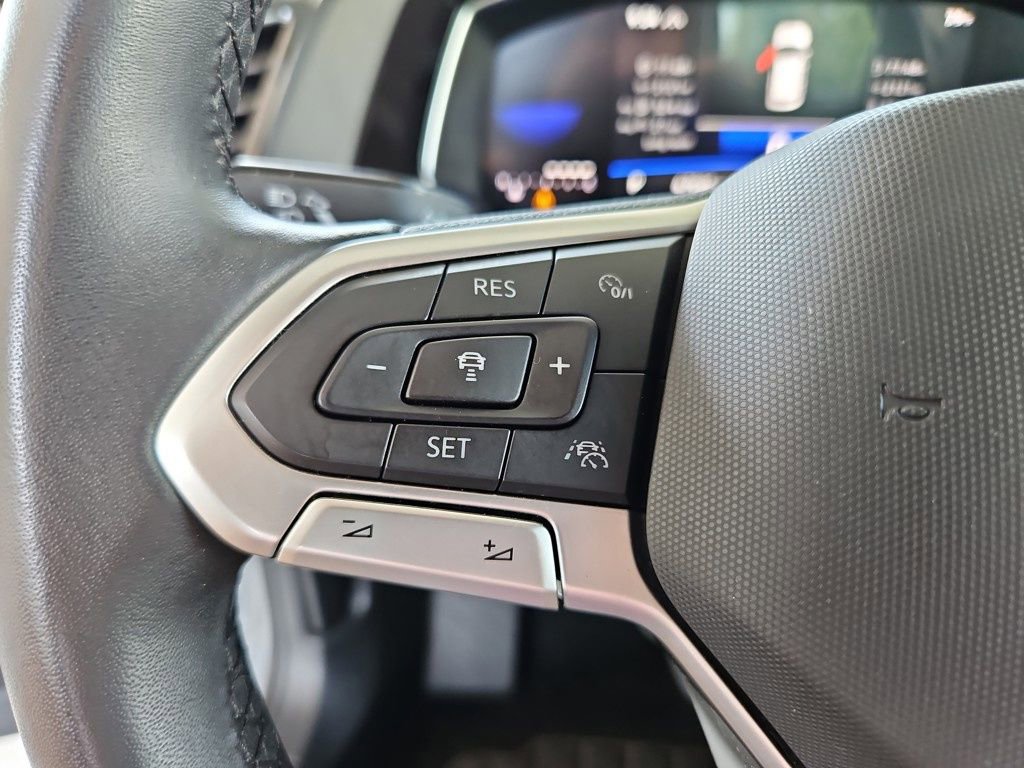 Used 2024 Volkswagen Jetta SE image 16