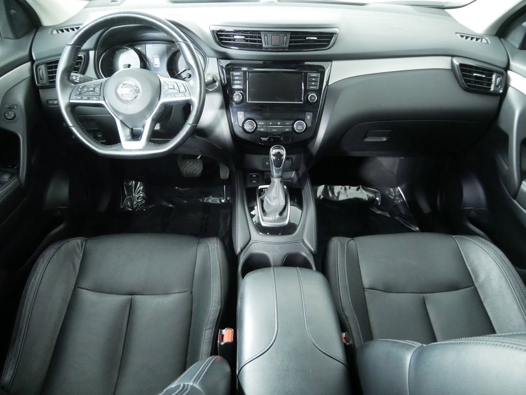 Used 2020 Nissan Rogue Sport SL FWD image 19