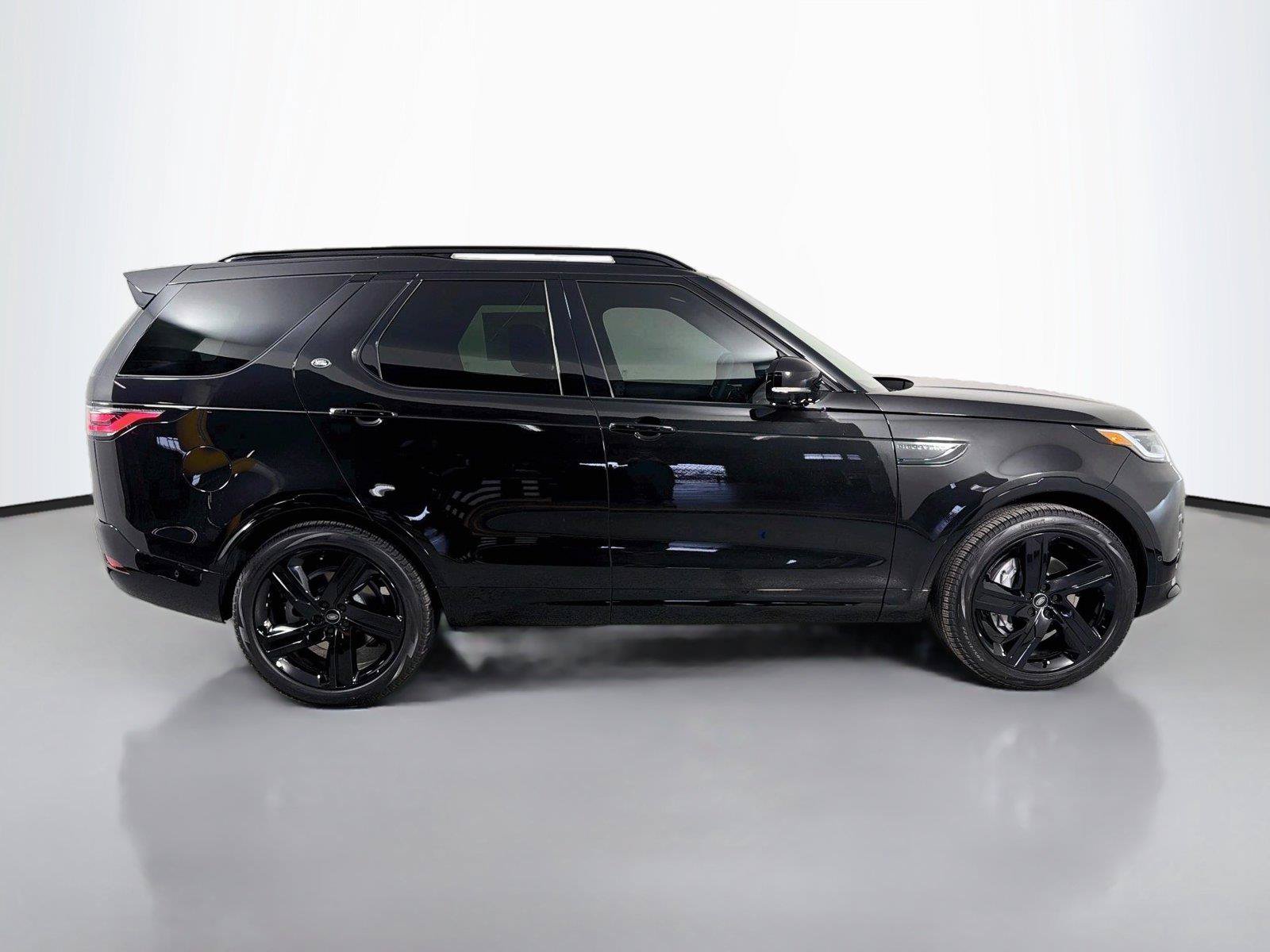 New 2026 Land Rover Discovery Dynamic SE AWD/4WD image 4