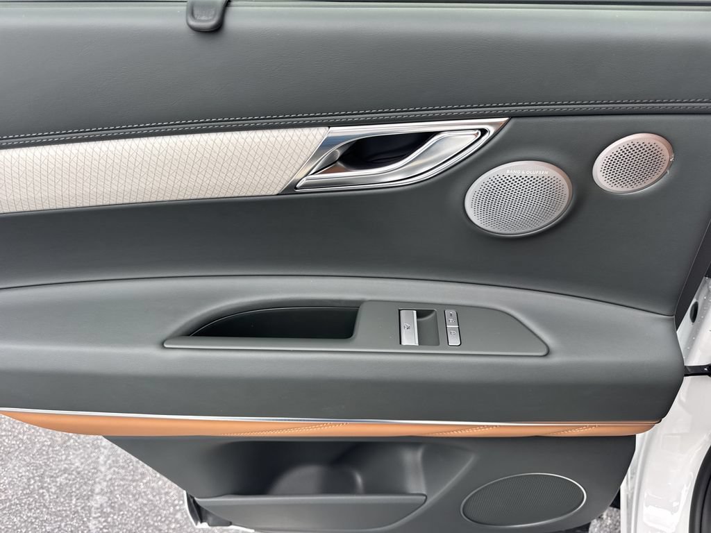 New 2026 Genesis GV80 2.5T Prestige AWD/4WD image 19