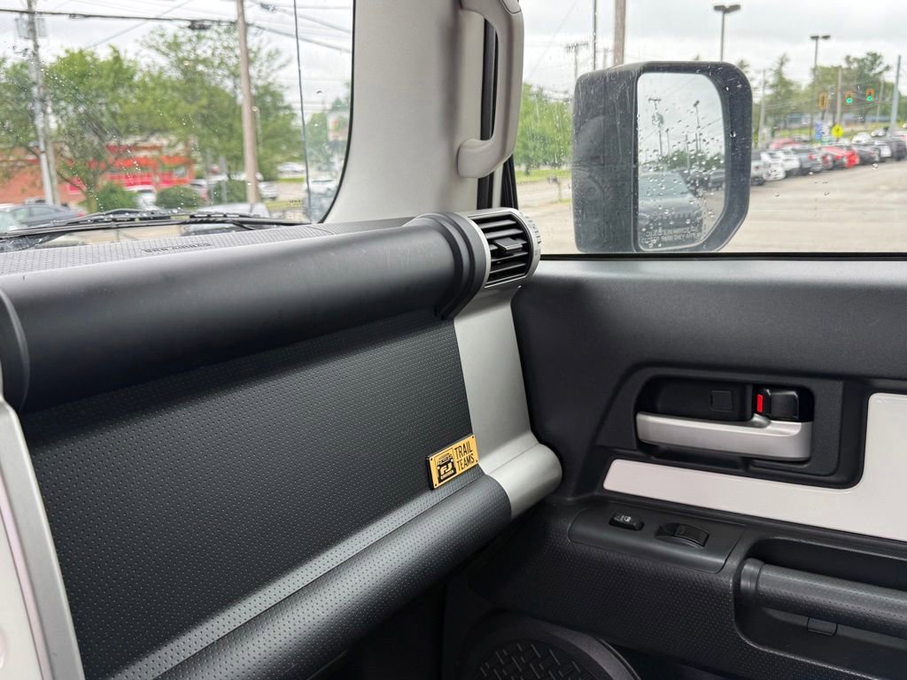 Used 2008 Toyota FJ Cruiser 4WD image 19