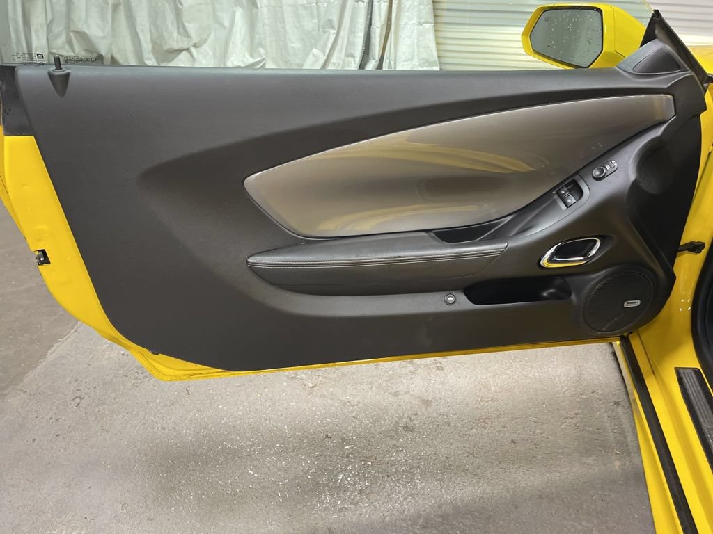 Used 2010 Chevrolet Camaro SS w/ LPO, Ground Effects Package RWD image 16
