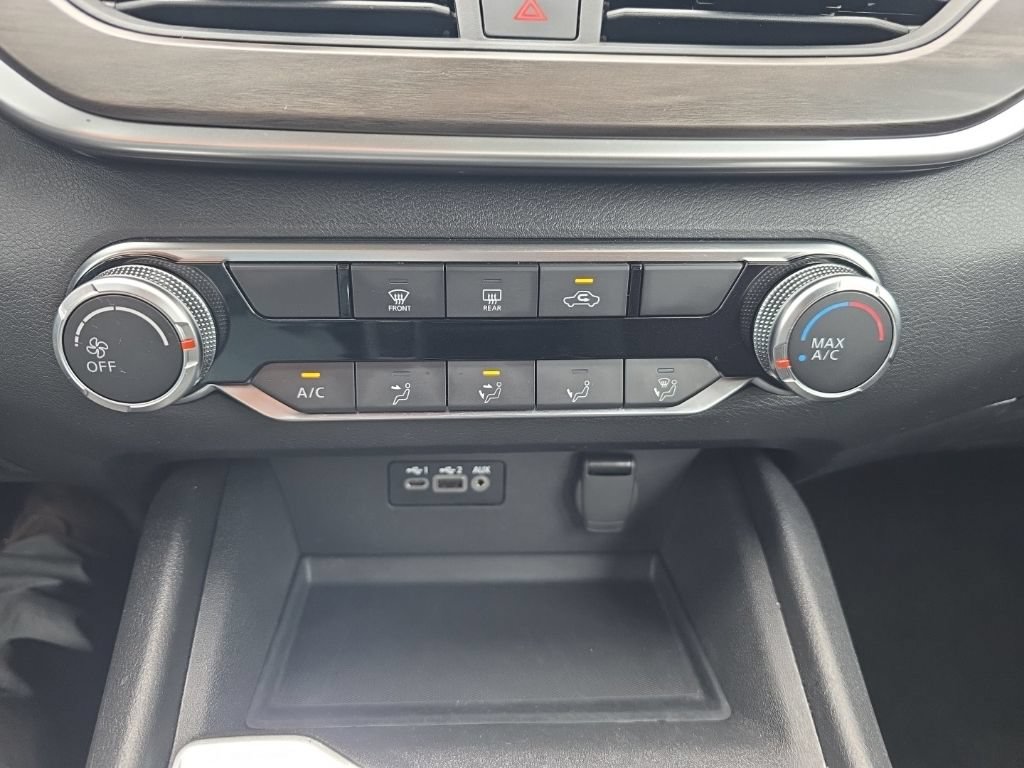 Used 2025 Nissan Altima 2.5 SV FWD image 21