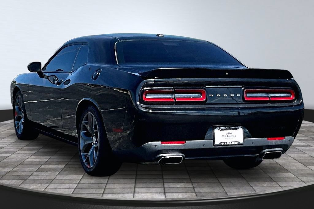 Used 2015 Dodge Challenger R/T w/ Quick Order Package 22B R/T RWD image 13