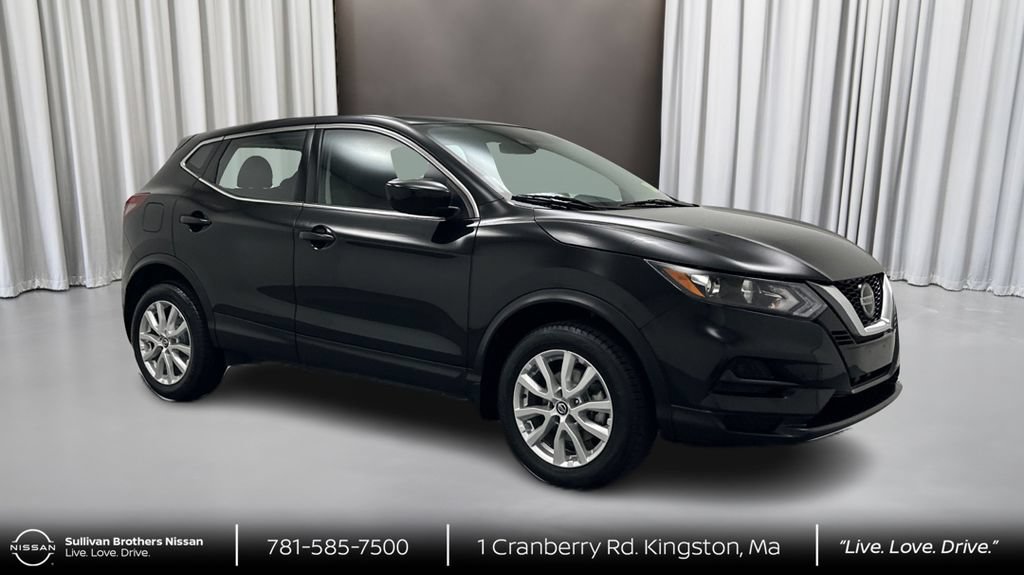 Certified 2022 Nissan Rogue Sport S AWD/4WD image 3