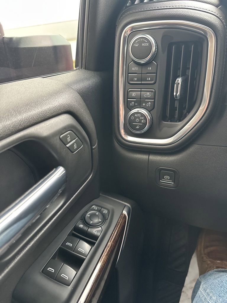 Used 2022 GMC Sierra 2500 SLE w/ SLE Value Package; image 23