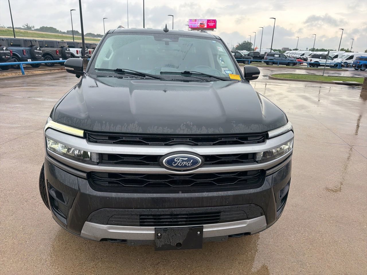 Used 2022 Ford Expedition XLT AWD/4WD image 22