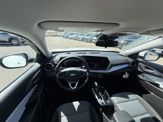 New 2026 Chevrolet Trax LT w/ LT Convenience Package image 24