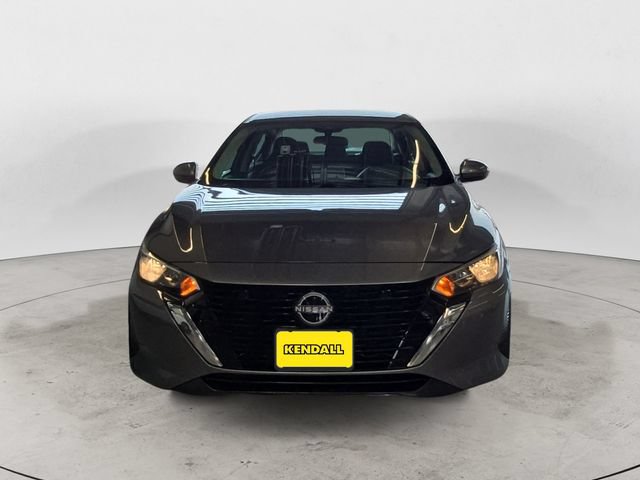 Used 2024 Nissan Sentra SV w/ Trunk Package FWD image 2