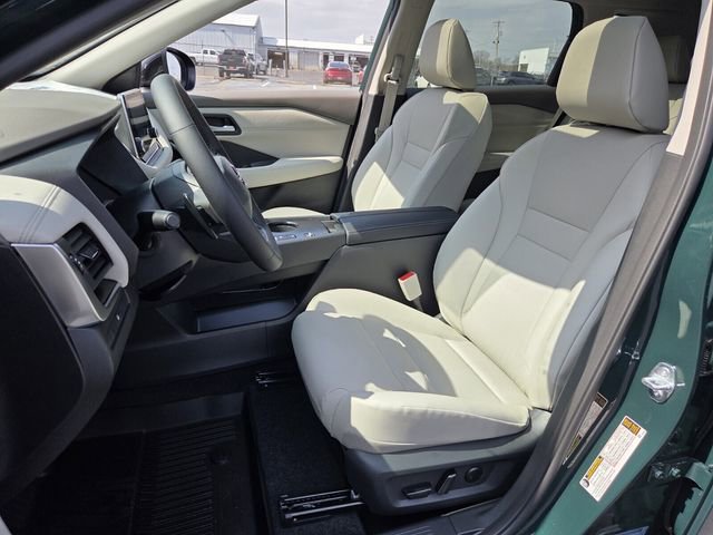New 2026 Nissan Rogue SV FWD image 5