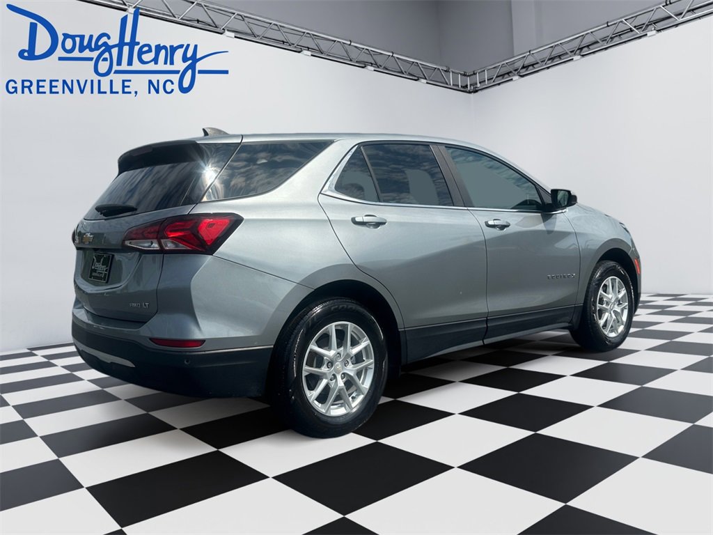 Used 2023 Chevrolet Equinox LT w/ Driver Convenience Package image 5