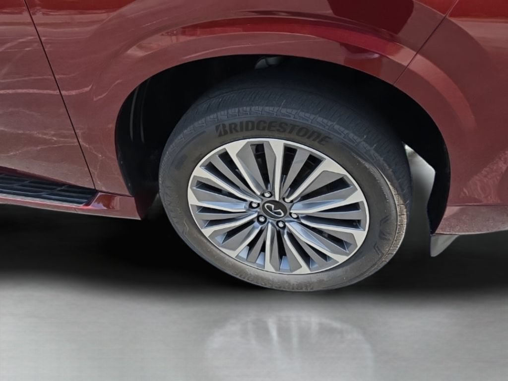 Used 2025 INFINITI QX80 Sensory AWD/4WD image 35