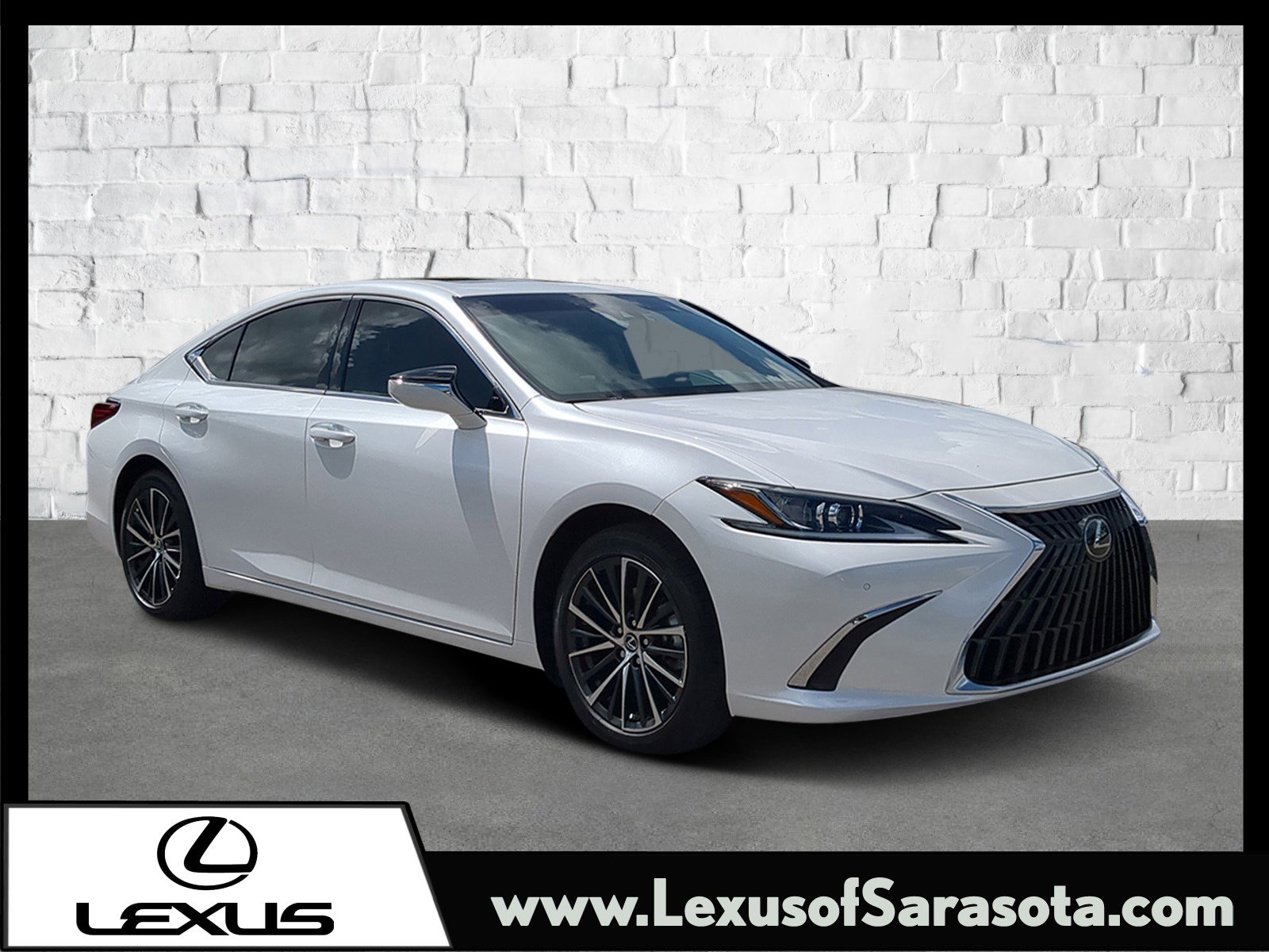 New 2025 Lexus ES 300h w/ Premium Package