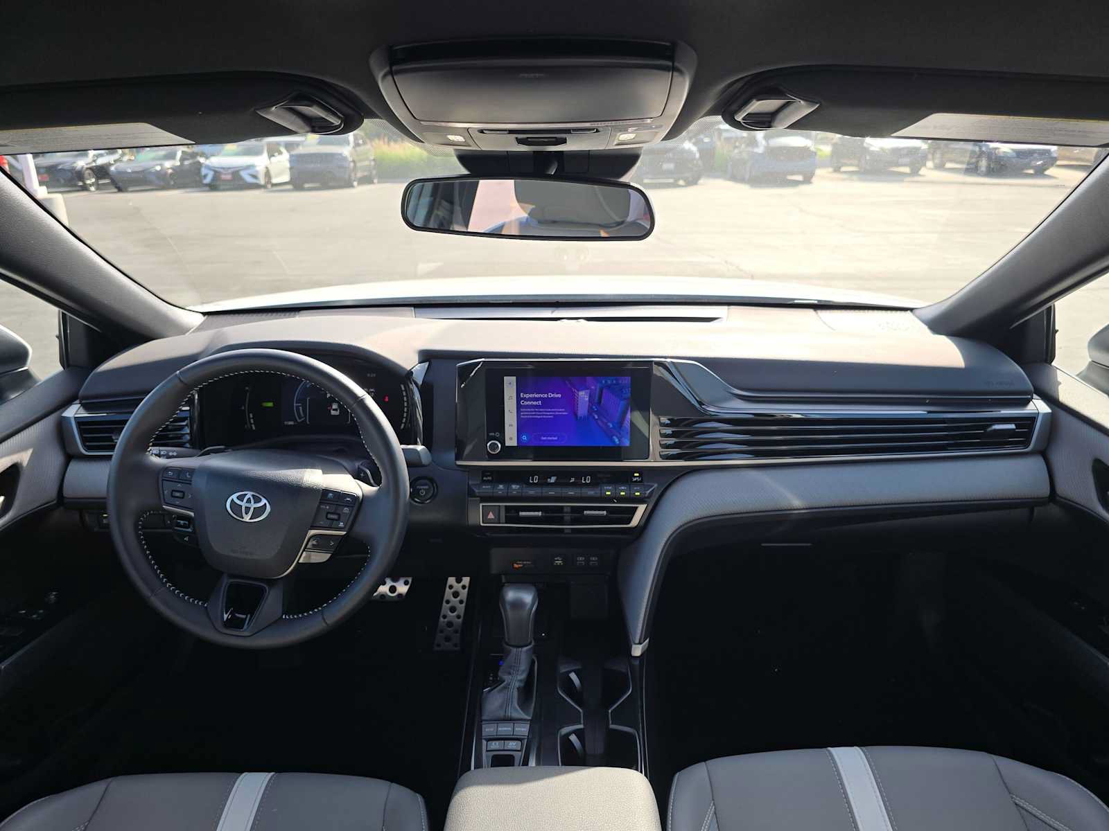 Used 2026 Toyota Camry SE FWD image 18