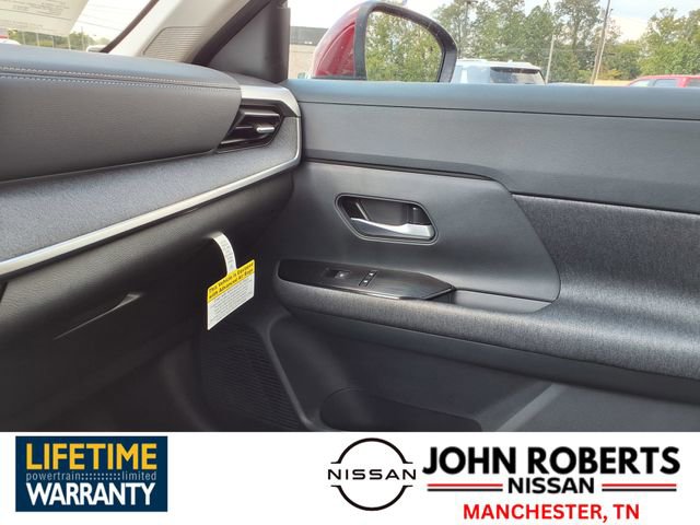 New 2026 Nissan Kicks SV image 7