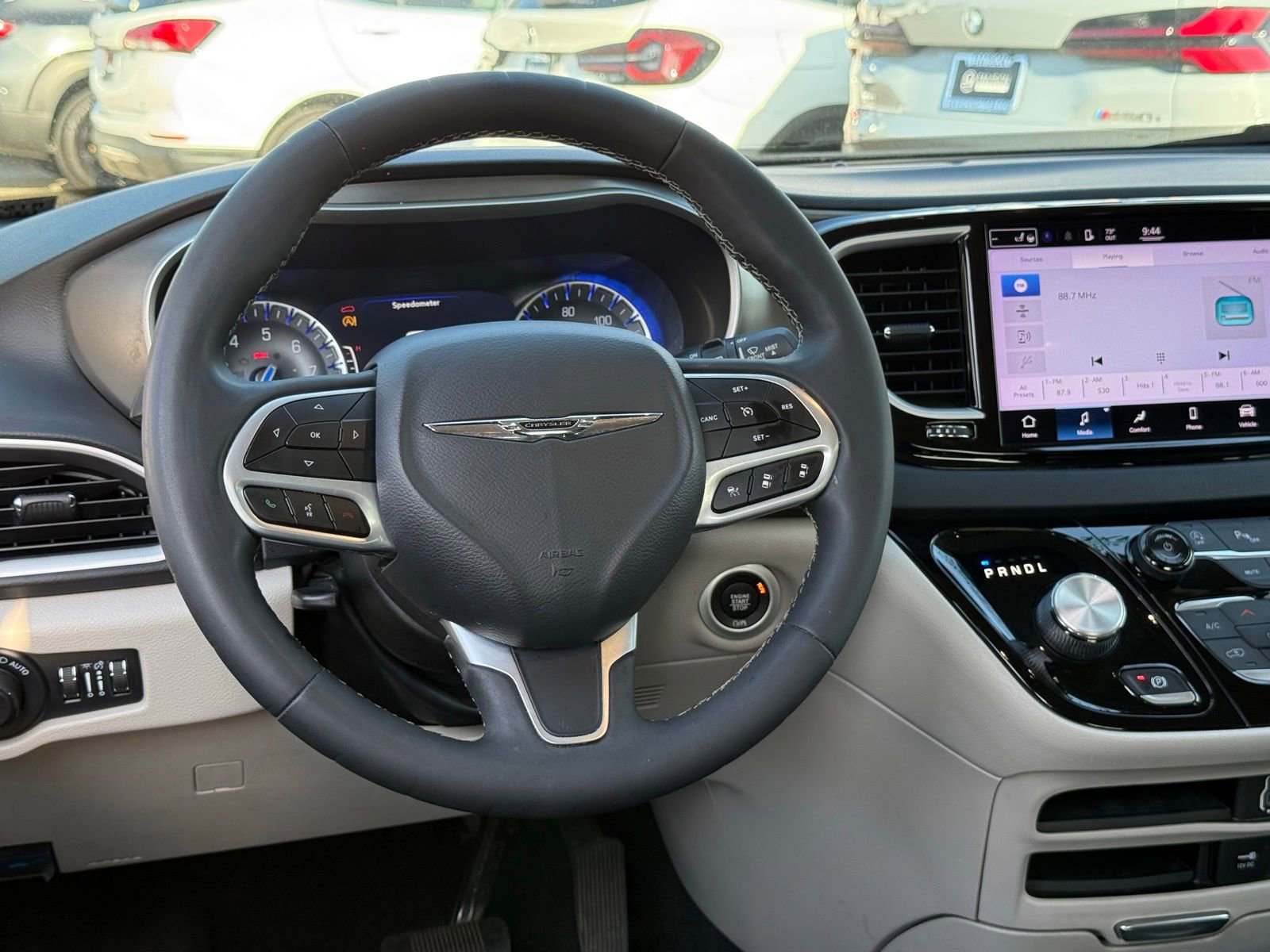 Used 2022 Chrysler Pacifica Touring-L FWD image 36