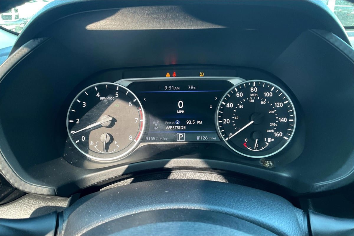 Used 2020 Nissan Sentra SV FWD image 20