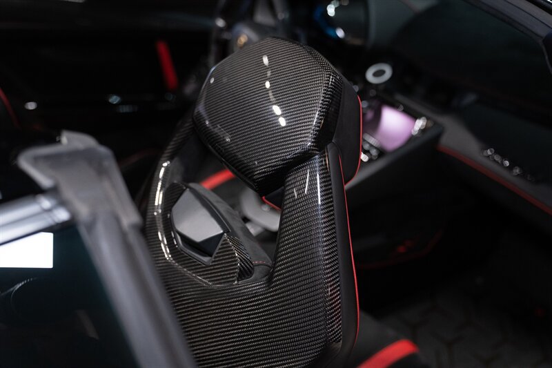 Used 2017 Lamborghini Aventador LP 750-4 Superveloce AWD/4WD image 37