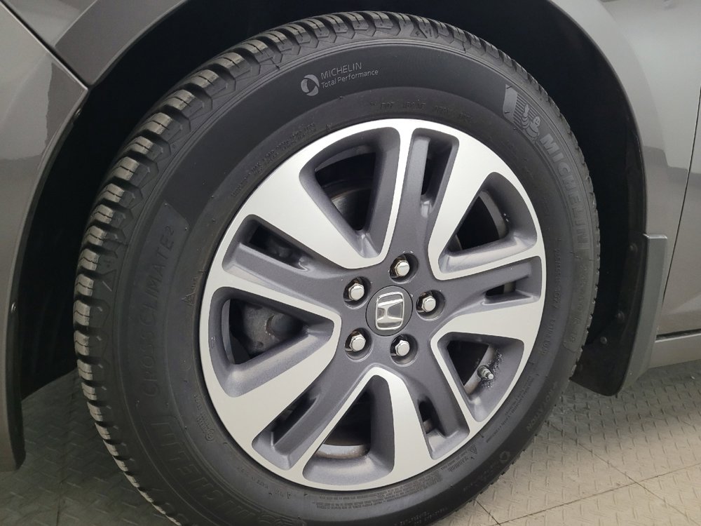 Used 2015 Honda Odyssey Touring Elite image 31