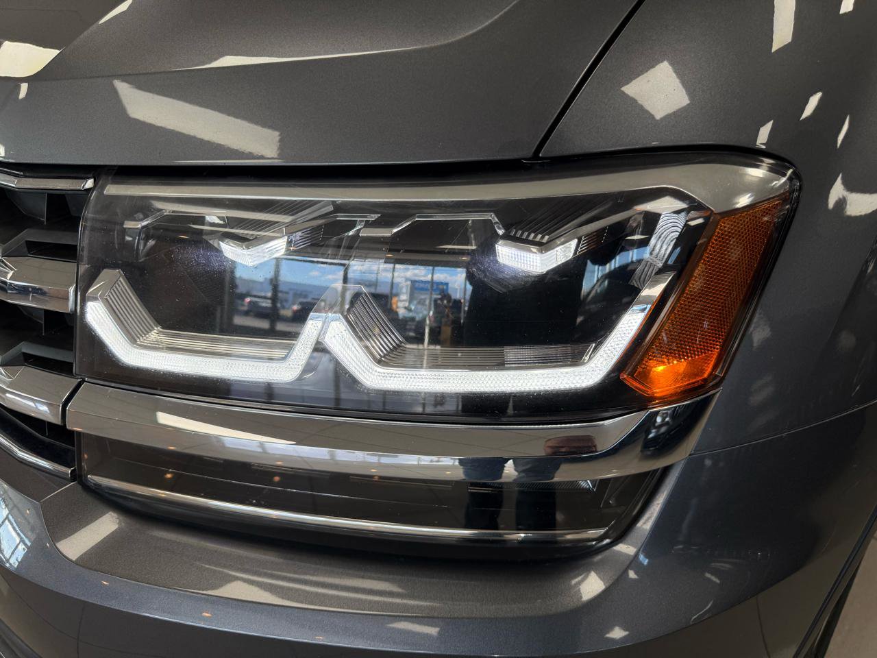 Used 2018 Volkswagen Atlas SE image 28