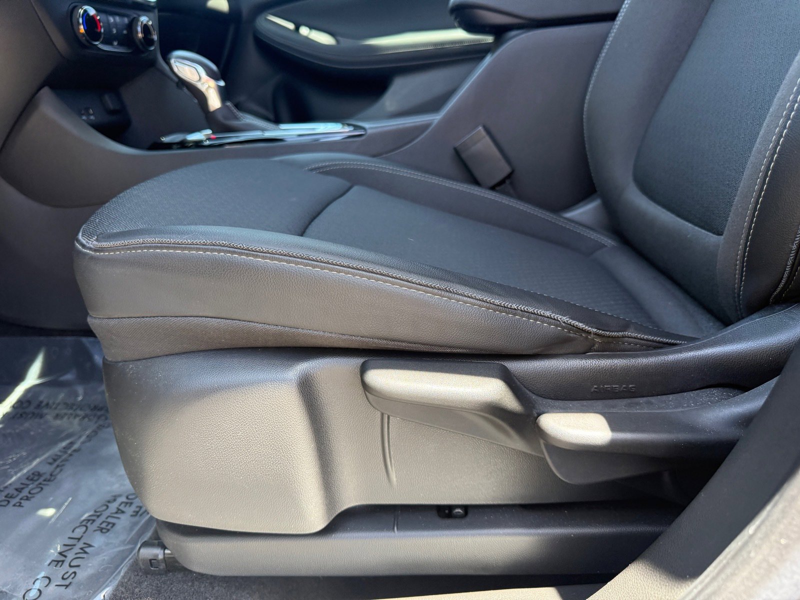 Certified 2024 Buick Encore GX Preferred FWD image 10